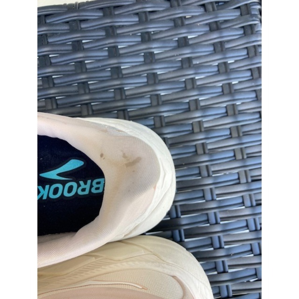 Hoka Womens Arahi 7 Off White Running Shoe 11 Cream Color - Picture 5 of 7